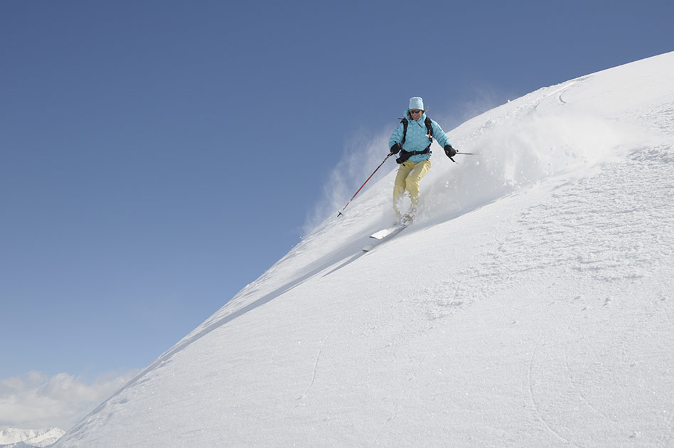 How to get to Revelstoke in winter