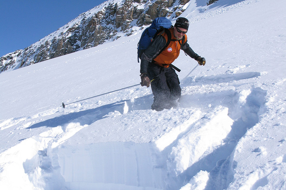 Avalanche Safety Course at Selkirk Mountain Experience