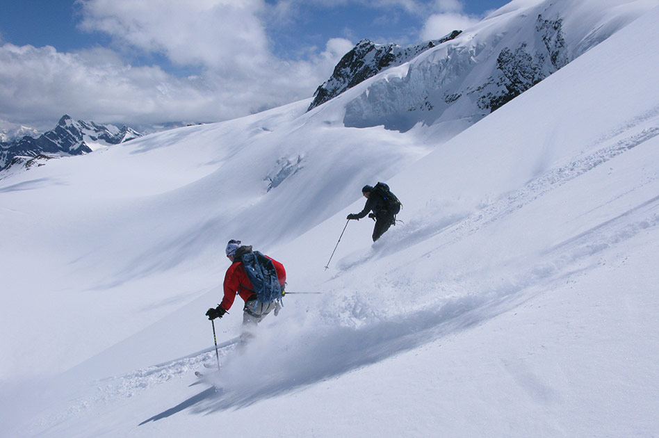 Canadian Ski Traverses in British Columbia with Selkirk Mountain Experience